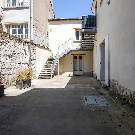 Studio Hyper-centre - Rdc/local Velo/calme